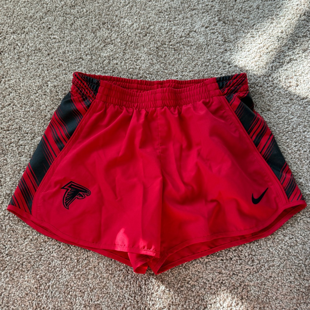Nike DRI fit lined Atlanta Falcons Running Shorts size small